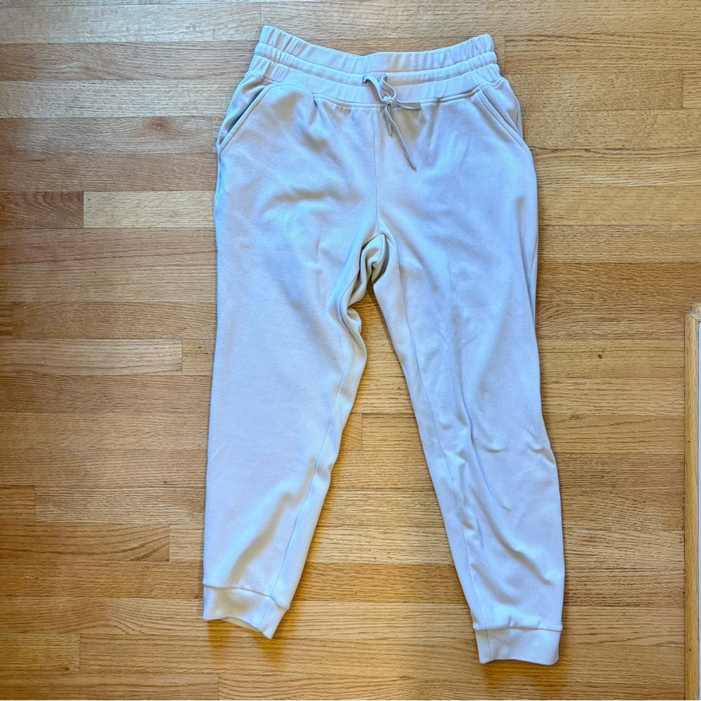 Soft cream joggers